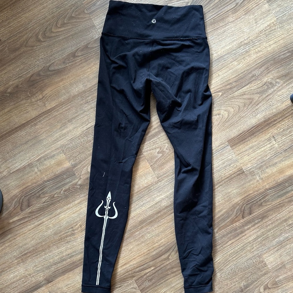 Lululemon Shiva Trident Leggings